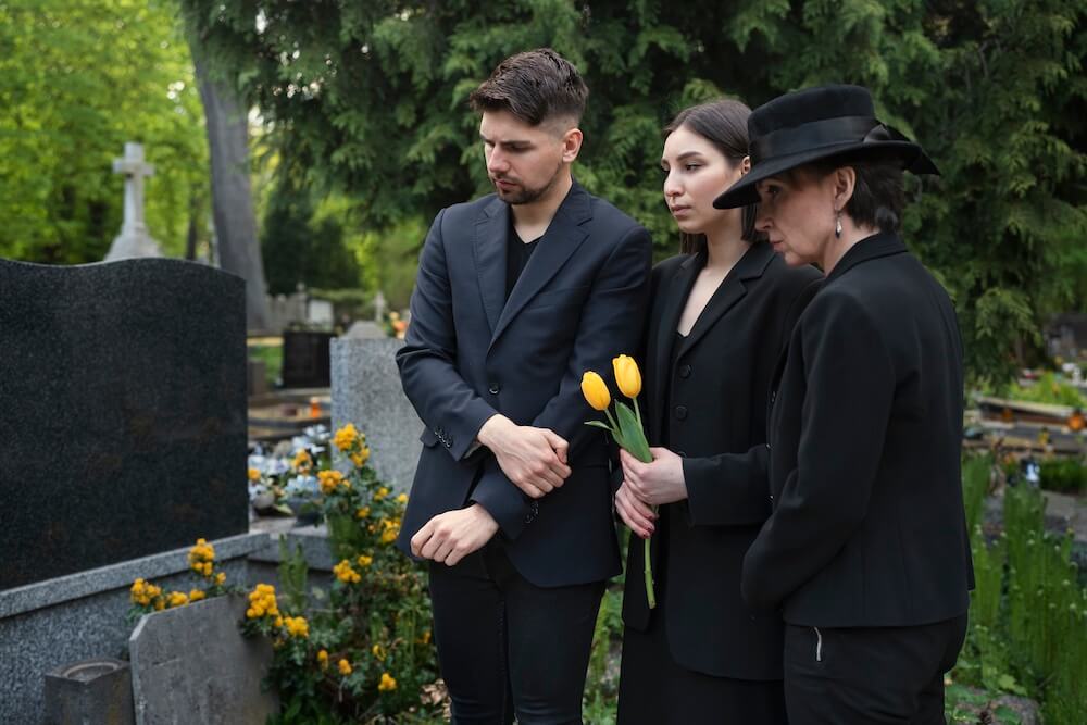Przekazanie spadku po ojcu mamie, dokumenty i formalności przy dziale spadku